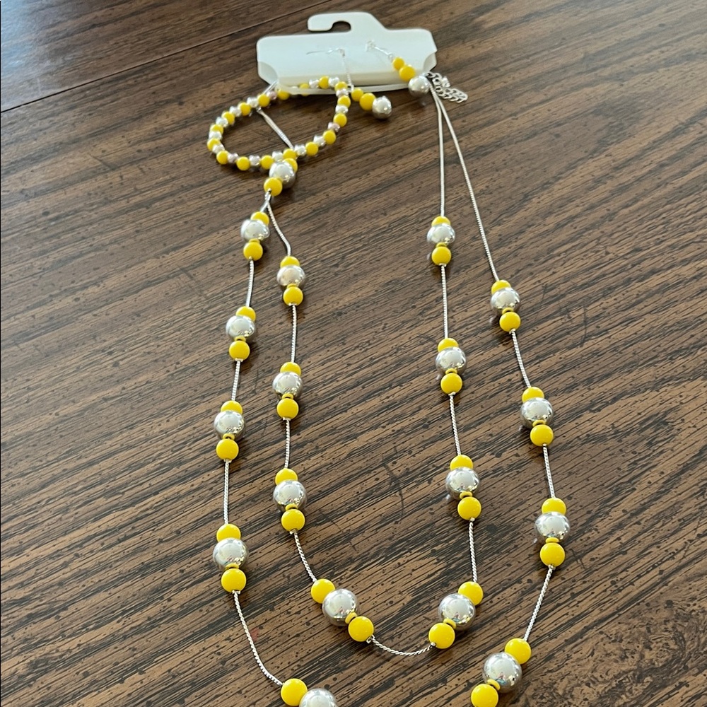 Yellow and Silver Beaded Necklace Set